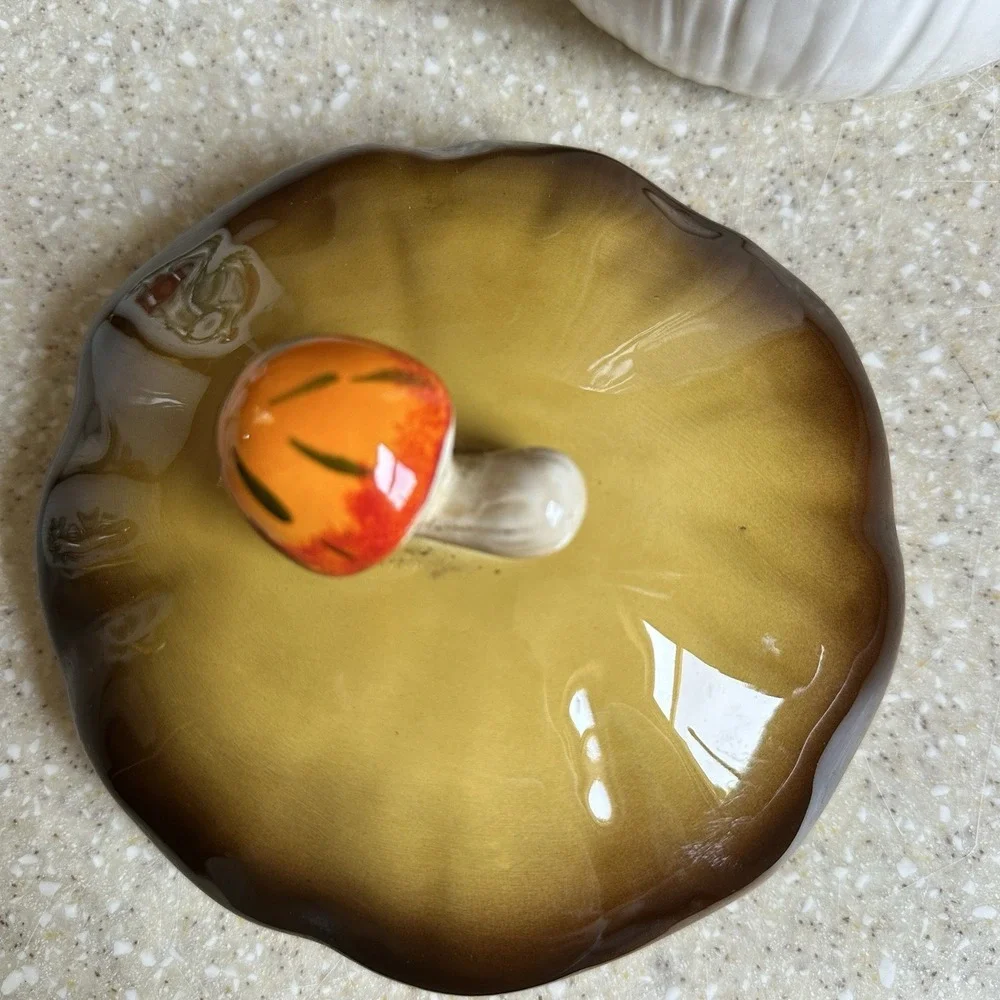 1978 Merry Mushroom Sugar Canister 8.5